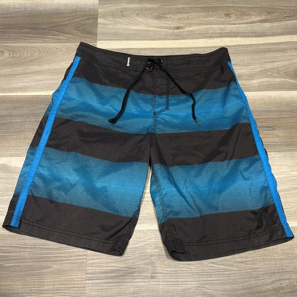 🏁 Hurley Black Board Shorts size 32